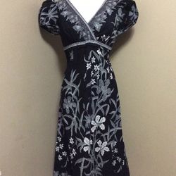 DESIGNED BY VANNY Black Gray Cotton Floral V-neck Shift Dress Designer Sz S-M