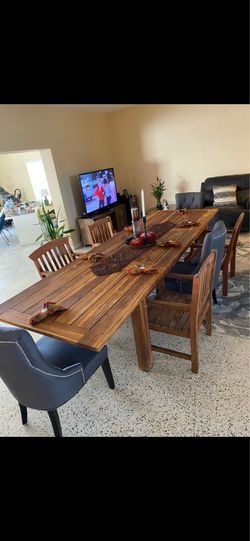 Fifth & Shore Solid Teak Extendable Dining Table + 4 Matching Teak Chairs