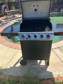 Char broil grill performance for sale 110:00 dollars firm price good condition, it comes with a full tank of propane