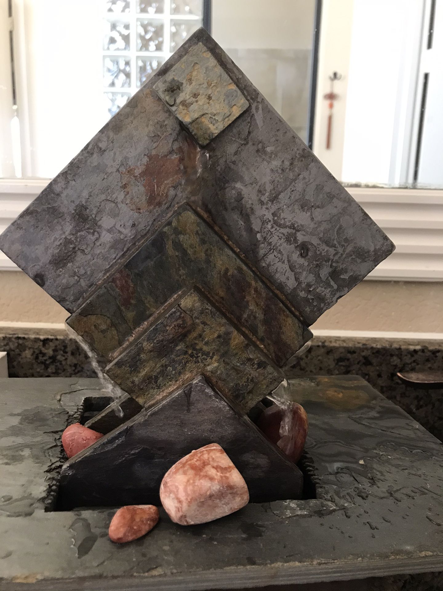 EXCELLENT CONDITION TABLETOP FOUNTAIN SLATE