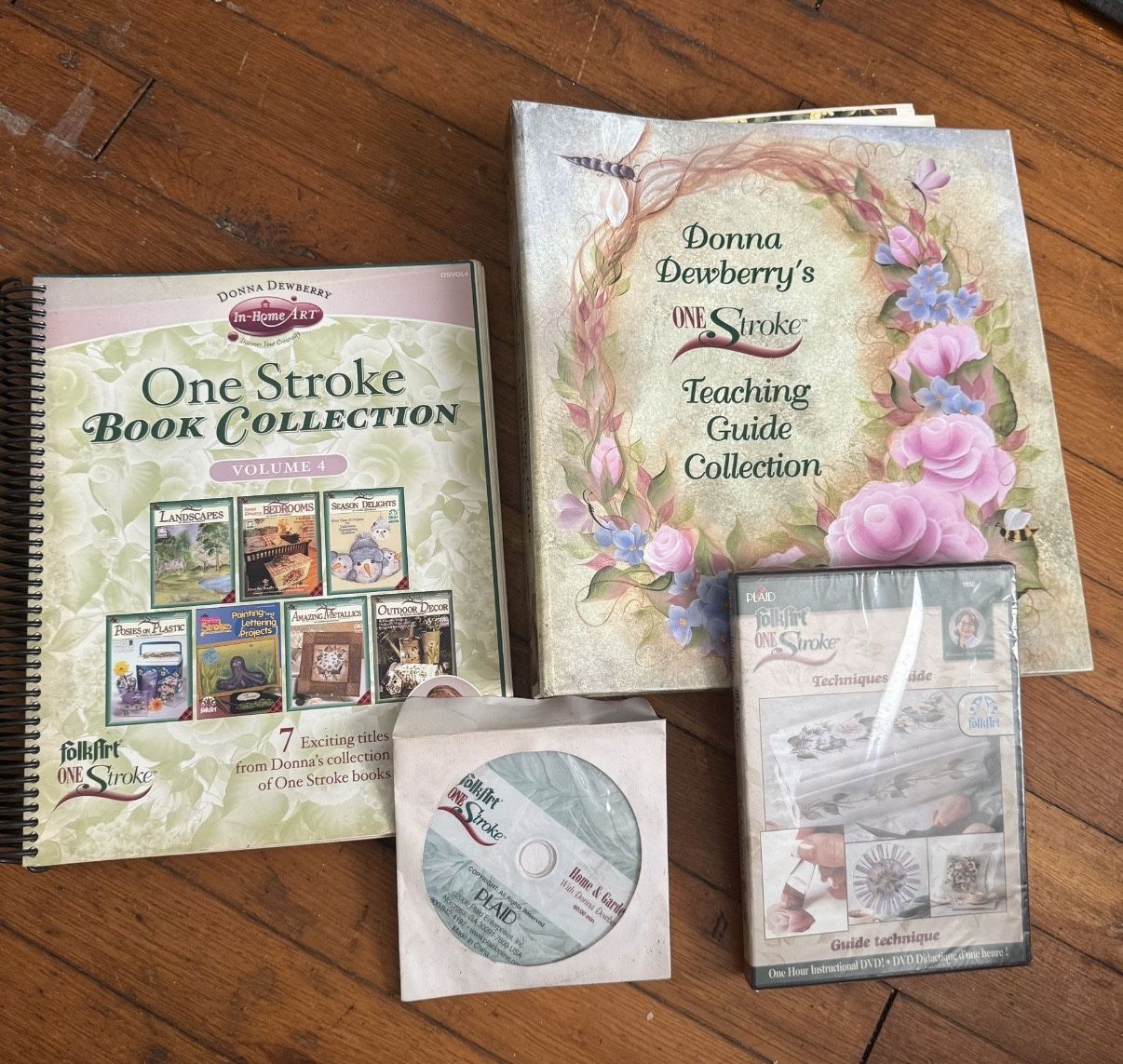 Donna Dewberry’s One Stroke Teaching Guide Collection, One Stroke Book Collection Volume 4 And 2 DVD’s - Folk Art