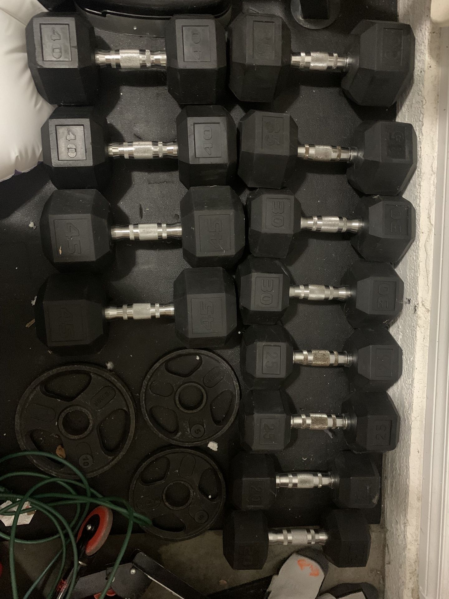 Dumbbell