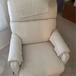 Lazy Boy Lounge Chair