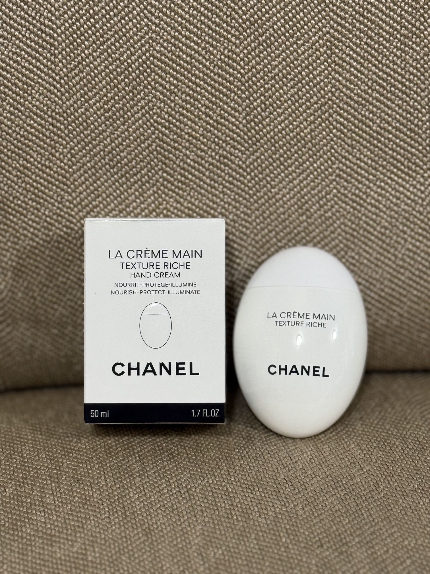 Chanel LA CRÈME MAIN TEXTURE RICHE hand cream full size 1.7oz (50ml)