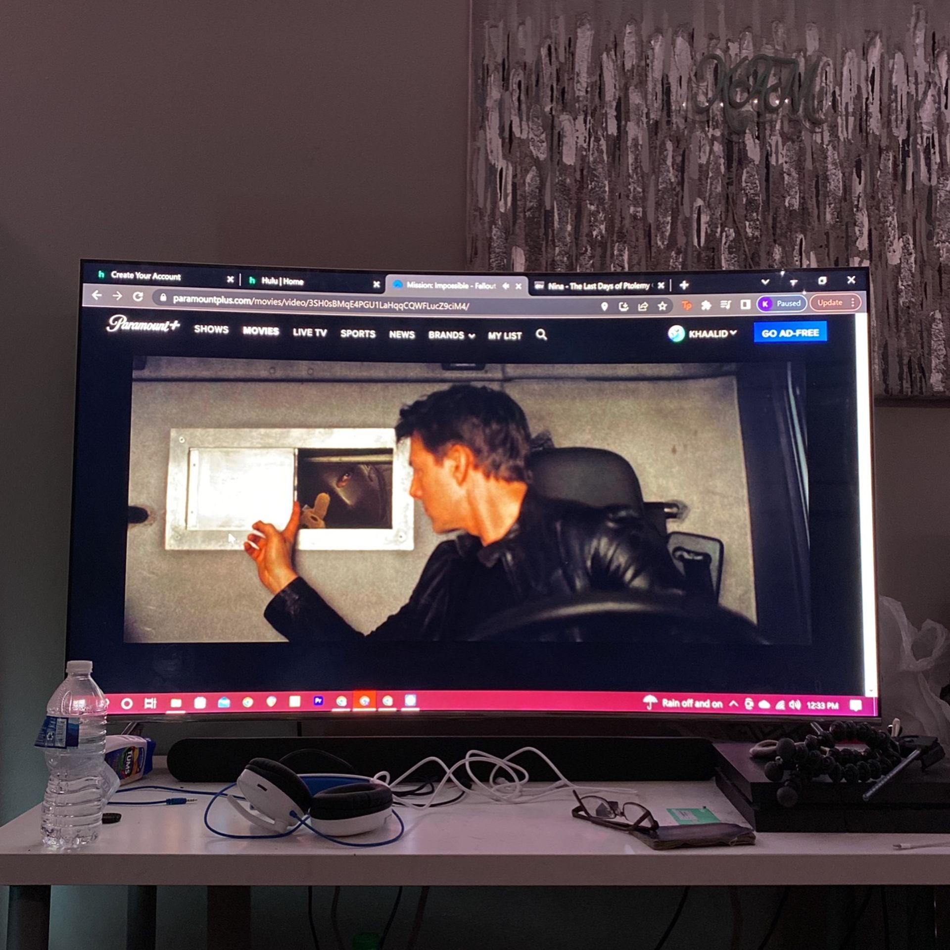 Samsung Curve TV W/ Mount OBO