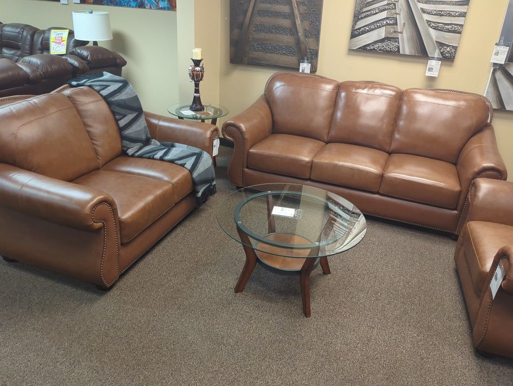 LEATHER SOFA AND LOVESEAT SET NEW 
