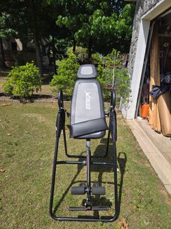 Inversion table