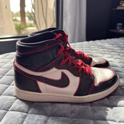 Jordan 1 Retro High OG Bloodline’s