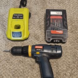 RYOBI DRILL DRIVER & BATTERY w/ CHARGER w/ 29-PIECE BIT SET