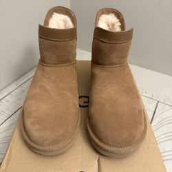 UGG  Suede BOOT W CLASSIC MINI LUNARA 