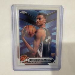 VICTOR WEMBANYAMA RC Topps Chrome 2024
