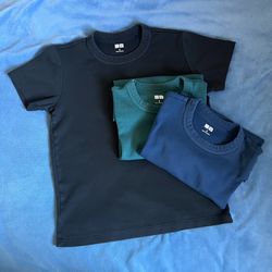 UNIQLO small basic tees, set of three