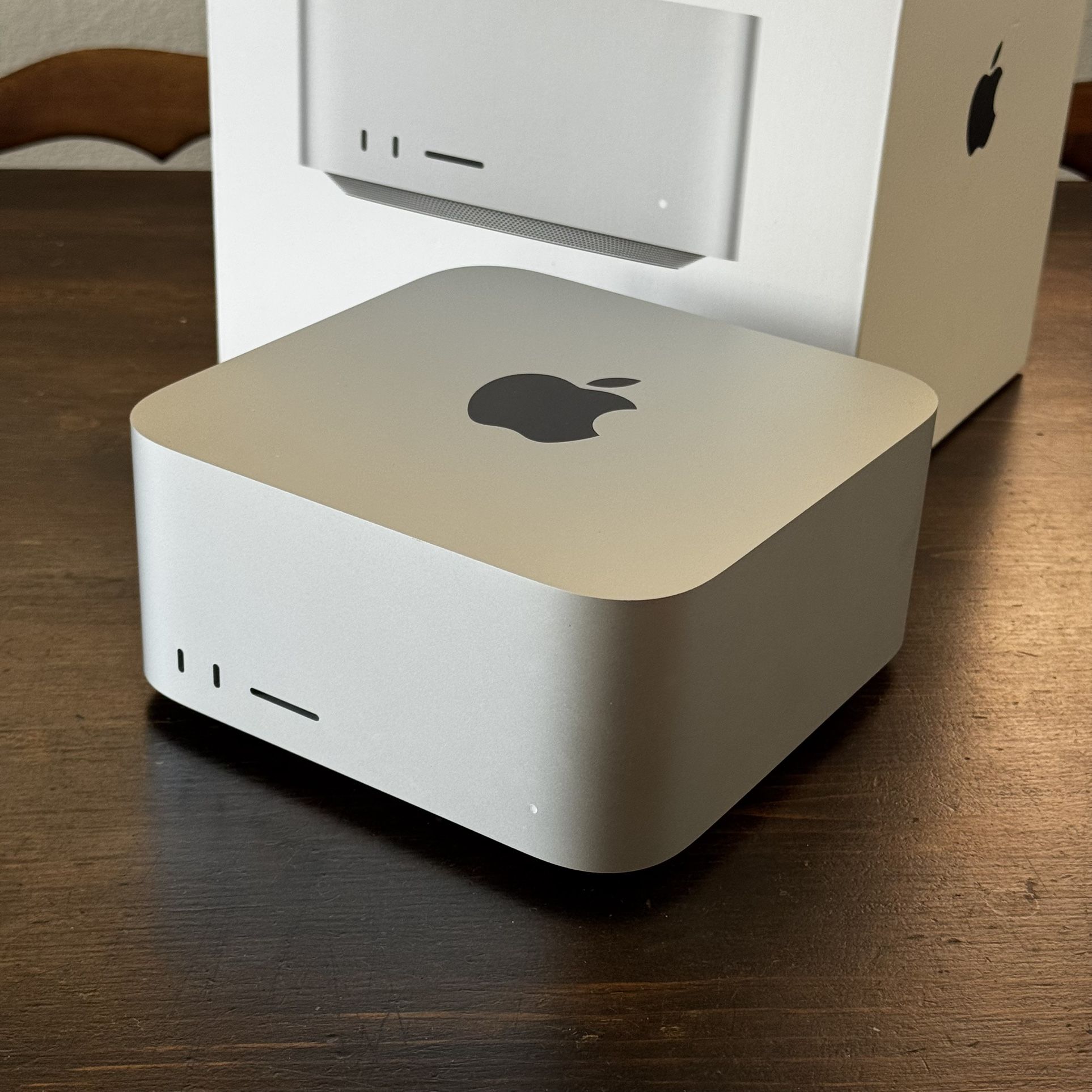 Mac Studio M1 Max 32GB RAM 1TB SSD 10C/32C