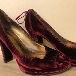 J Vincent Heels .Velvet platform Peep toe heels 6.5. With Corset Lacing. I Only Wore This Once 