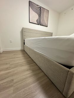 King size Lift-Up + mattress