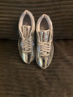 Silver Nike