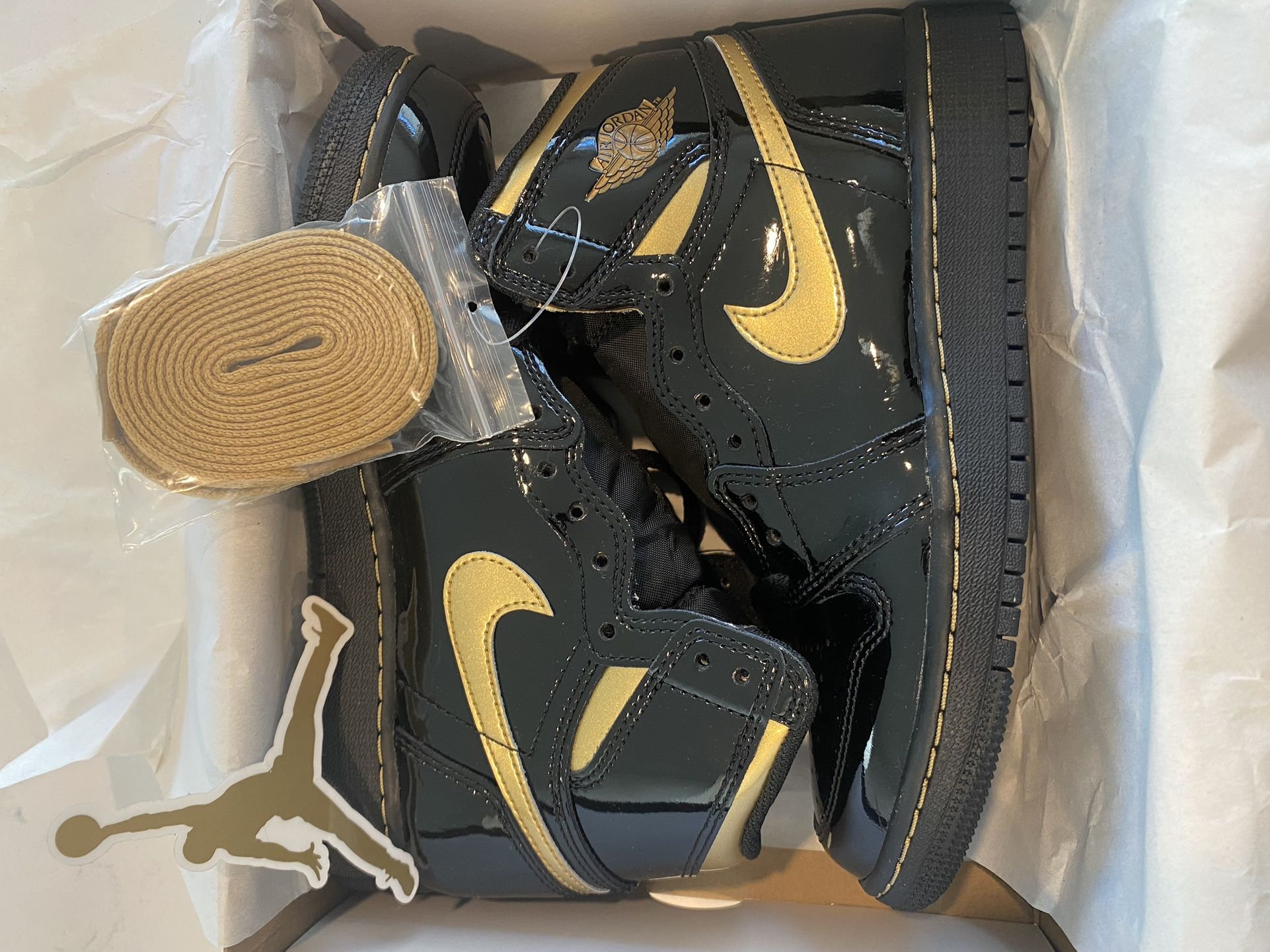 Jordan 1 Retro High 2020 Size 4Y