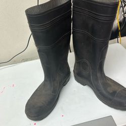 Size 11 Rain boots 
