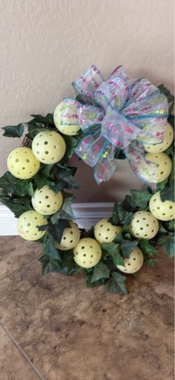 Pickleball Decorative Wreath with Bow