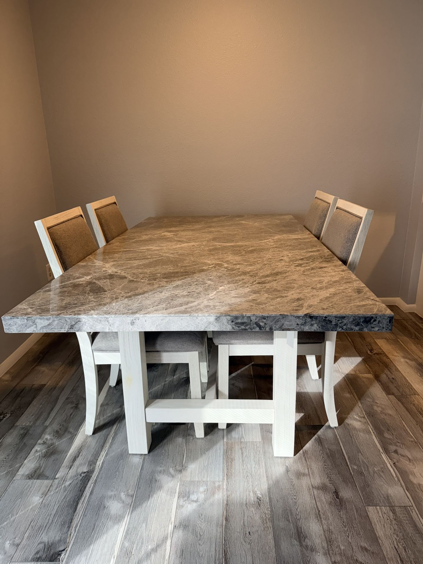 Dining Table With 4 Chairs