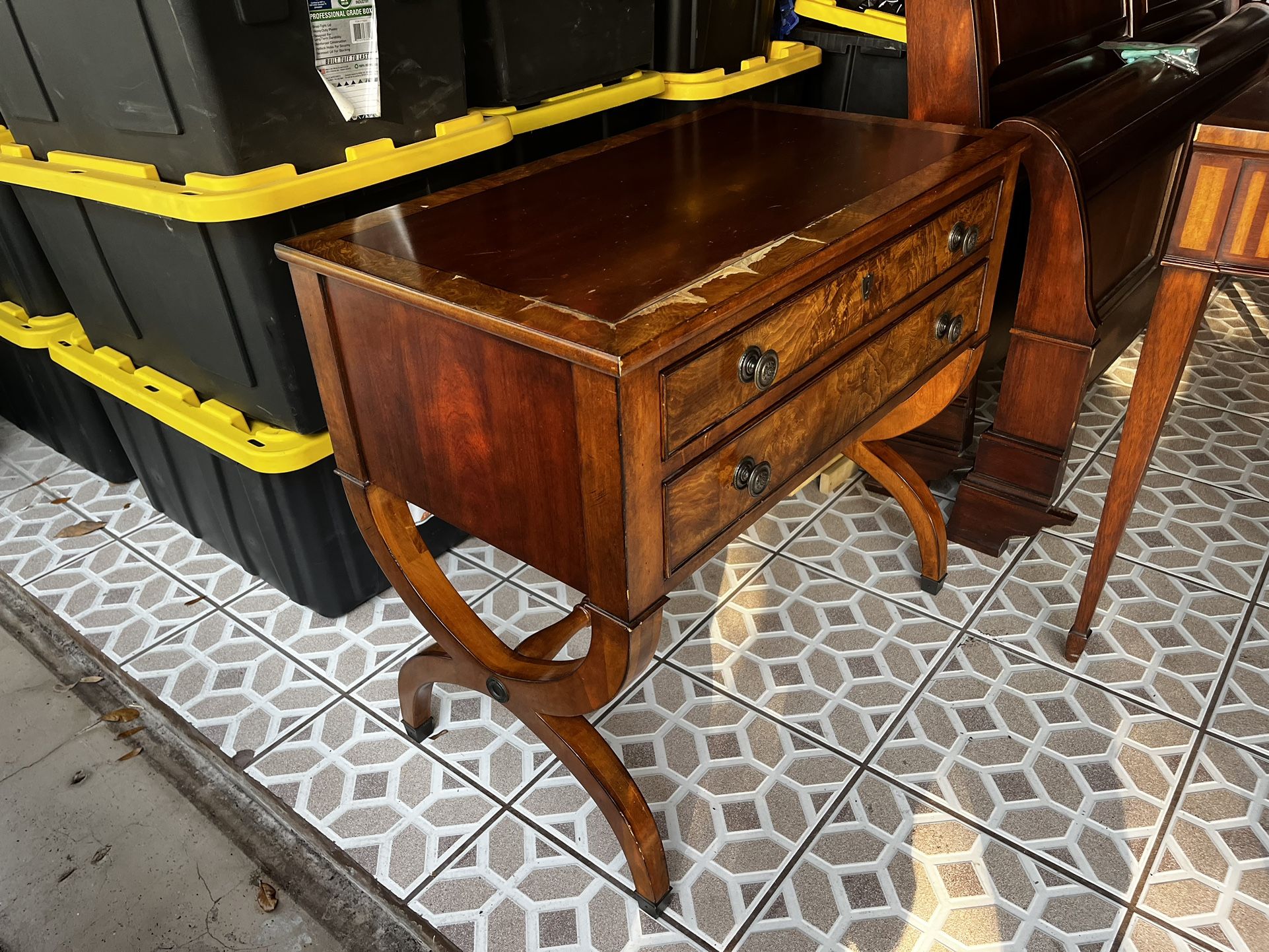 Ethan Allen Side Table for Sale in Hialeah, FL OfferUp