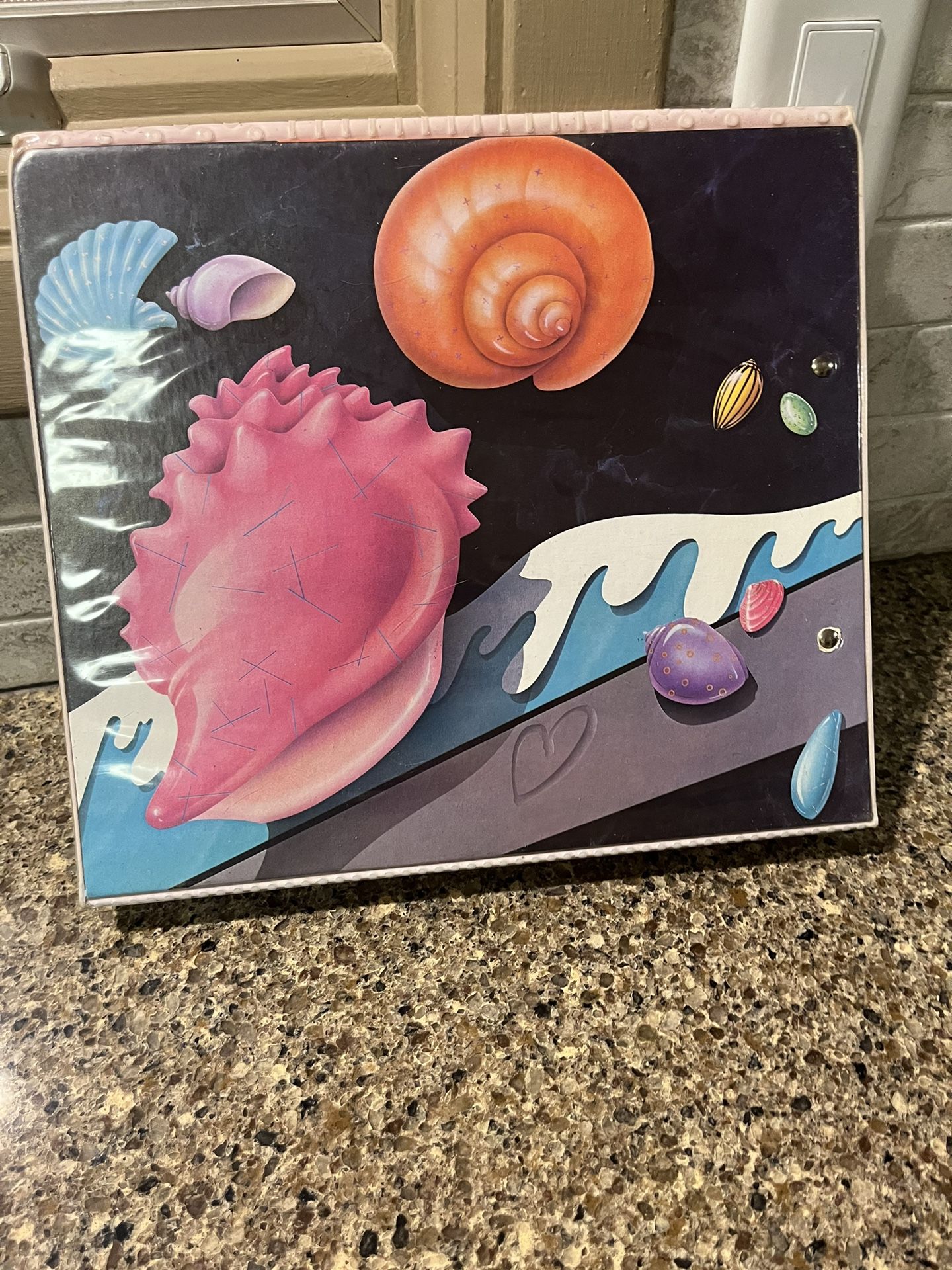 1990’s Collectible Trapper Keeper ~ Seashells