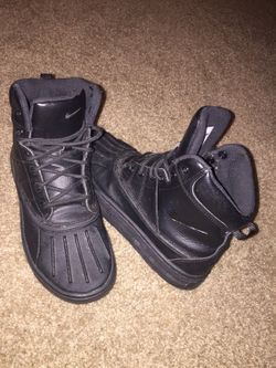 Nike boots