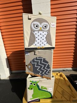 Storage organizer: Toy box cube organizer