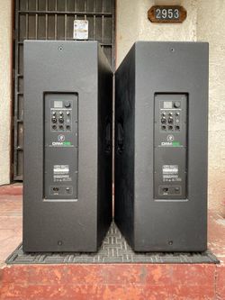 Mackie Speakers