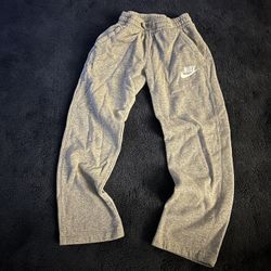 NIKE SWEATPANTS