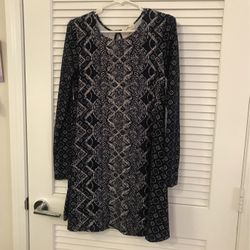 New Dark Blue /White “Derek Heart”Dress Size Medium 