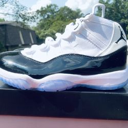 Air Jordan 11