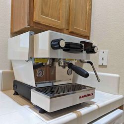 Espresso Machine - La Marzocco
Linea Mini