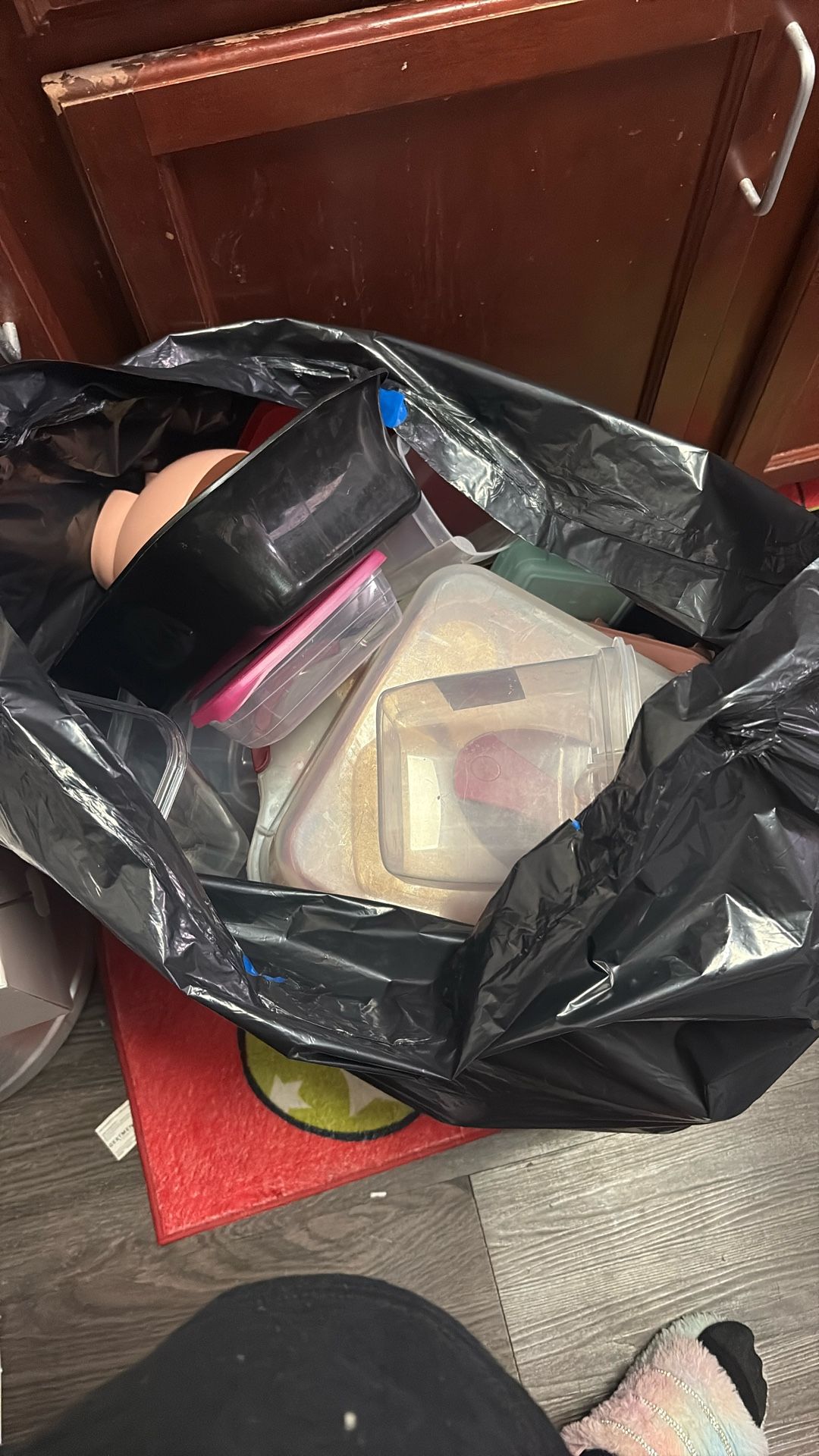 Free Tupperware