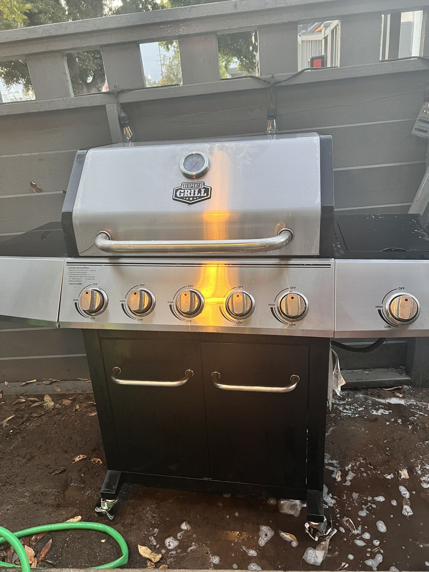 Expert Grill 5 Burner Grill With Side Burner for Sale in Upland, CA
