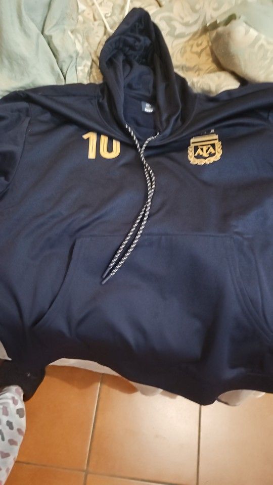 BrandNew Large Messi Sweater