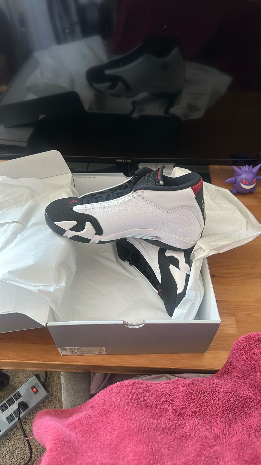 Black Toe Jordan 14 