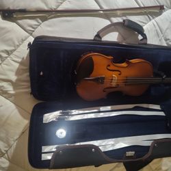 Palentino Violin