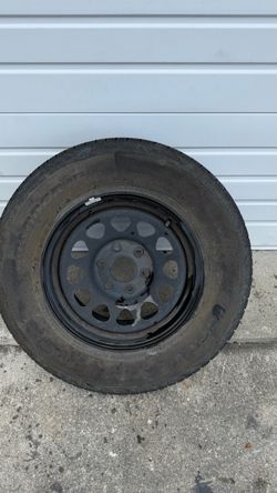255/70R17 tire and wheel