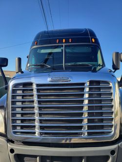 Freightleiner  Cascadia 2014