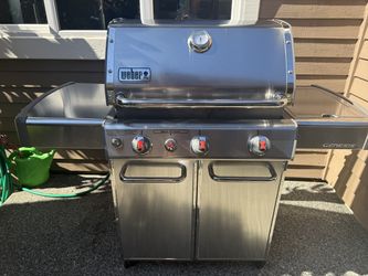 Weber Genesis S-330 LP Gas Barbecue with Side-Burner