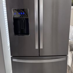 Whirlpool Gold French Door bottom Mount Refrigerator 