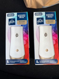 Glade Automatic Fragrance Device – Set of 2