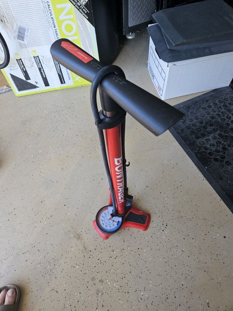 Bontrager Dual Charger Floor Pump