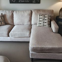 Living Spaces Sectional With Reversible Chaise 