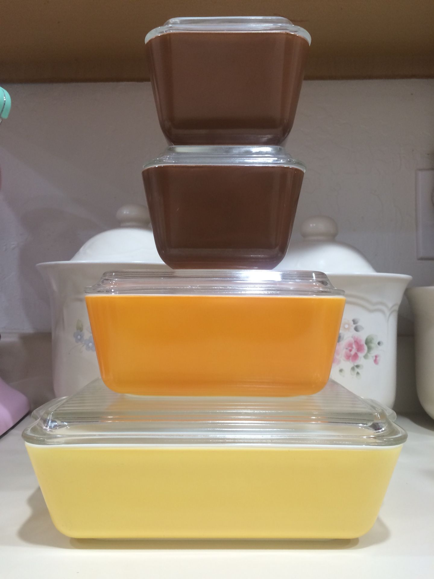 Vintage Pyrex Town and Country Refrigerator Set for Sale in Milpitas CA OfferUp