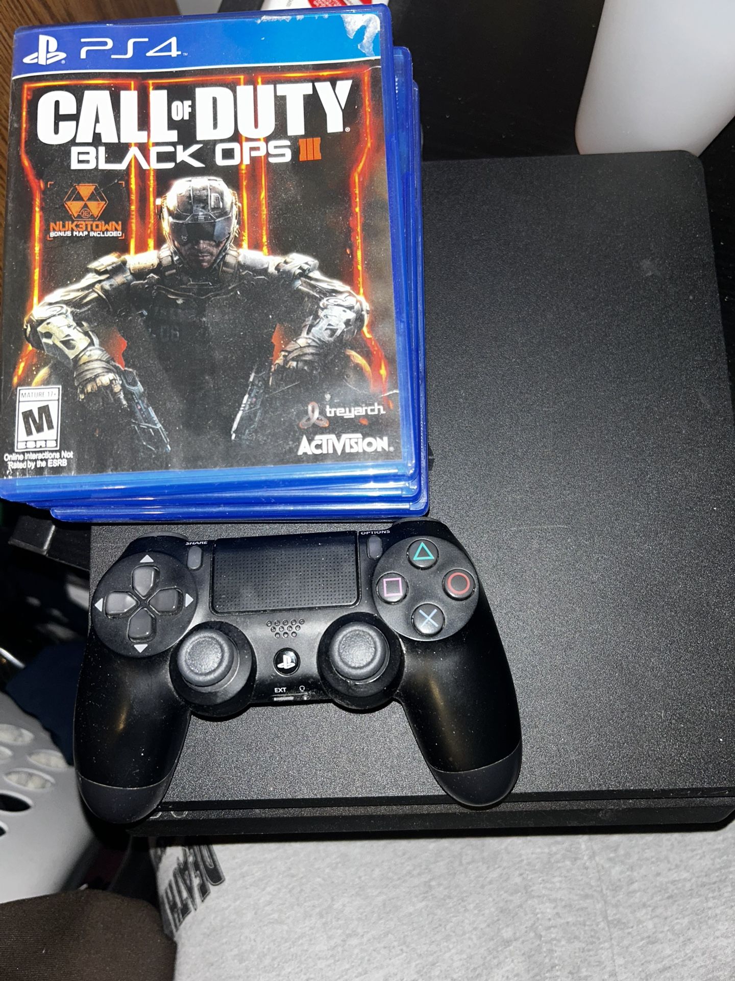 PS4