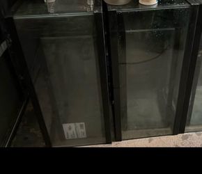 2x40 gallon aquariums ( no cracks do NOT hold water)