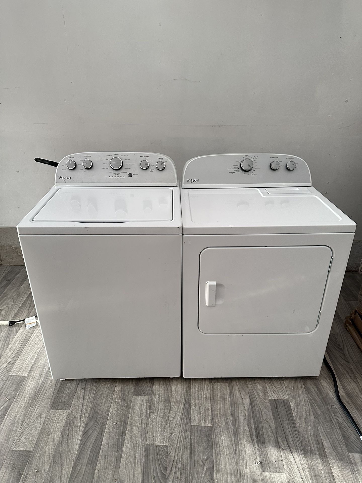 Whirlpool Washer And Electric Dryer Laundry Set