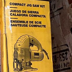 Dewalt Compact Jig Saw *KIT